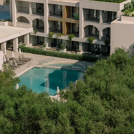 Deluxe 4* Plános