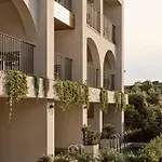 Deluxe Otel