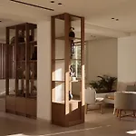 Deluxe Otel