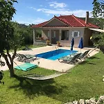 Otel Deluxe