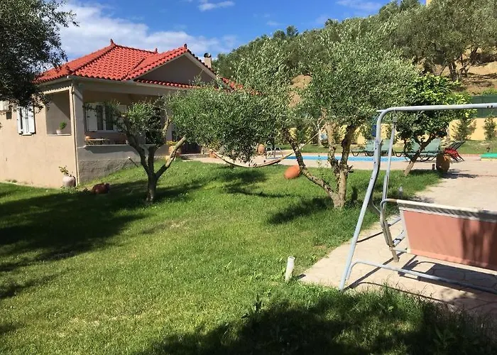 Deluxe Hotel Plános